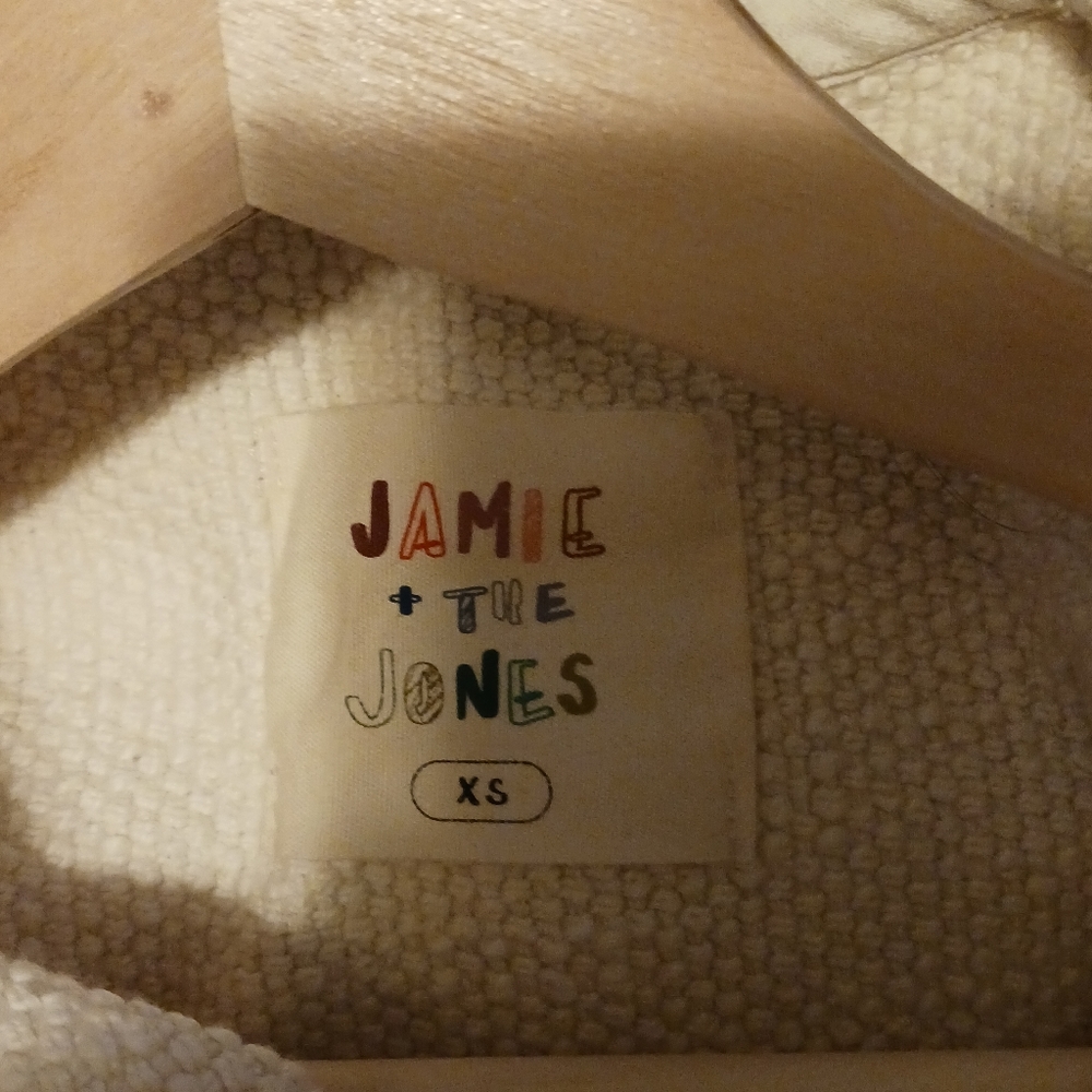 Jamie and the Jones heavyweight t xs cream - Picture 2 of 4